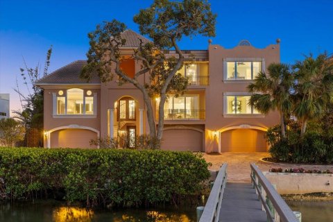 Casa en venta en Sarasota, Florida, 4 dormitorios, 423.82 m2 № 1515627 - foto 2