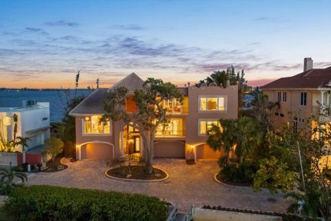 Casa en venta en Sarasota, Florida, 4 dormitorios, 423.82 m2 № 1515627 - foto 14