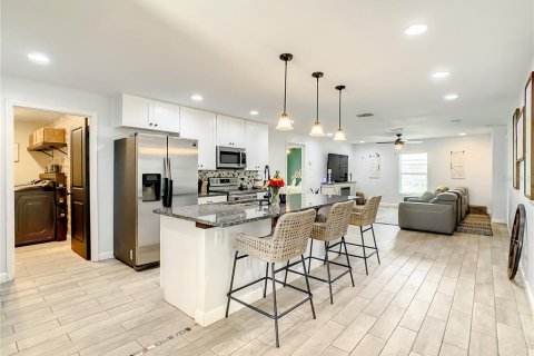 Casa en venta en Sanford, Florida, 3 dormitorios, 154.87 m2 № 1690892 - foto 12