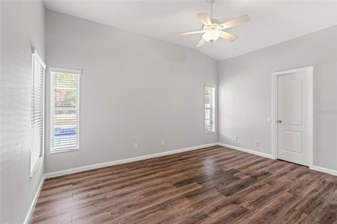 House in Land O' Lakes, Florida 3 bedrooms, 173.17 sq.m. № 1884006 - photo 13