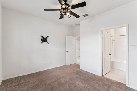 Villa ou maison à vendre à Winter Garden, Floride: 4 chambres, 217.58 m2 № 2395616 - photo 6