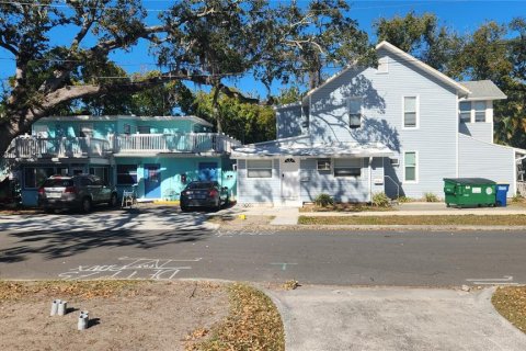 Commercial property in Clearwater, Florida 359.25 sq.m. № 2218623 - photo 3