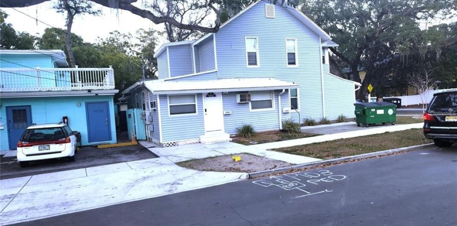 Commercial property in Clearwater, Florida 359.25 sq.m. № 2218623