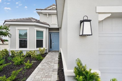 Villa ou maison à vendre à Port St. Lucie, Floride: 3 chambres, 195.09 m2 № 2245540 - photo 2