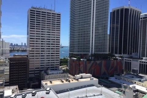 Copropriété à louer à Miami, Floride: 1 chambre, 57.6 m2 № 1982026 - photo 13