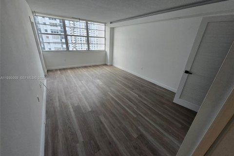 Купить кондоминиум в Авентура, Флорида 2 спальни, 145.39м2, № 1990517 - фото 16