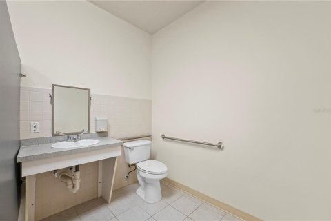 Купить коммерческую недвижимость в Аркадия, Флорида 653.47м2, № 1909304 - фото 23