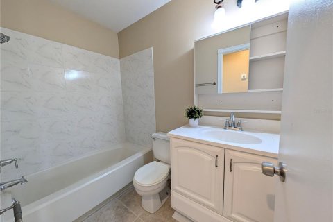 Villa ou maison à louer à North Port, Floride: 3 chambres, 91.6 m2 № 2156583 - photo 22