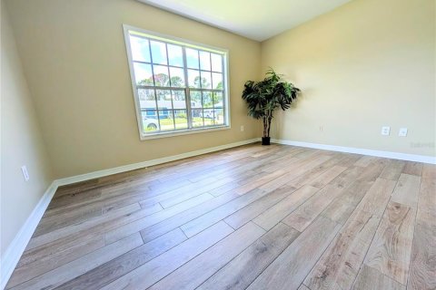 Villa ou maison à louer à North Port, Floride: 3 chambres, 91.6 m2 № 2156583 - photo 17