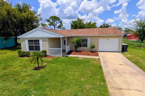 Villa ou maison à North Port, Floride 3 chambres, 91.6 m2 № 2156583