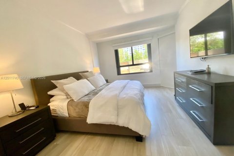 Copropriété à louer à Key Biscayne, Floride: 3 chambres, 143.63 m2 № 2075354 - photo 9