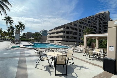 Copropriété à louer à Key Biscayne, Floride: 3 chambres, 143.63 m2 № 2075354 - photo 26