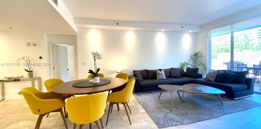 Condo à Key Biscayne, Floride, 3 chambres  № 2075354