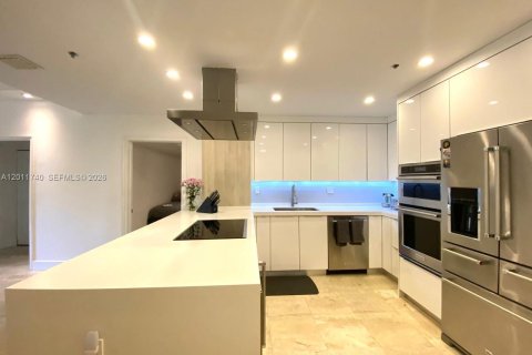 Copropriété à louer à Key Biscayne, Floride: 3 chambres, 143.63 m2 № 2075354 - photo 4