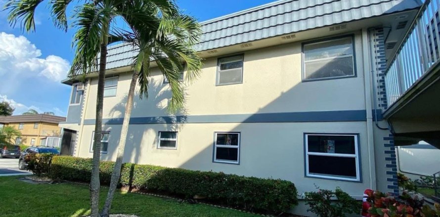 Condo à Delray Beach, Floride, 2 chambres  № 2283152