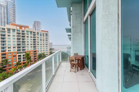 Снять в аренду кондоминиум в Майами, Флорида 2 спальни, 108.51м2, № 2049142 - фото 26