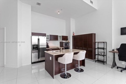 Снять в аренду кондоминиум в Майами, Флорида 2 спальни, 108.51м2, № 2049142 - фото 7