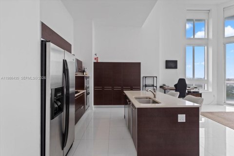 Снять в аренду кондоминиум в Майами, Флорида 2 спальни, 108.51м2, № 2049142 - фото 11