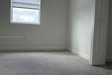 Touwnhouse à louer à Homestead, Floride: 3 chambres, 134.06 m2 № 2010859 - photo 13