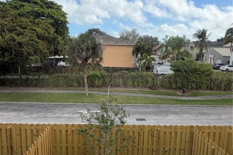 Touwnhouse à louer à Homestead, Floride: 3 chambres, 134.06 m2 № 2010859 - photo 15