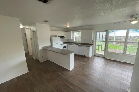 Casa en alquiler en Dunedin, Florida, 3 dormitorios, 93.65 m2 № 1789282 - foto 5