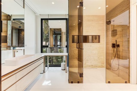 Villa ou maison à vendre à Miami Beach, Floride: 3 chambres, 187.85 m2 № 2316024 - photo 15