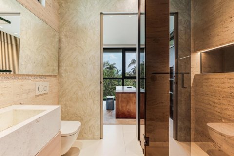 Villa ou maison à vendre à Miami Beach, Floride: 3 chambres, 187.85 m2 № 2316024 - photo 12