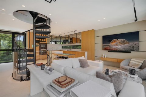 Villa ou maison à vendre à Miami Beach, Floride: 3 chambres, 187.85 m2 № 2316024 - photo 6