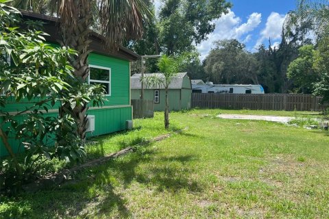 Commercial property in Zephyrhills, Florida 6 bedrooms, 224.82 sq.m. № 1833007 - photo 3