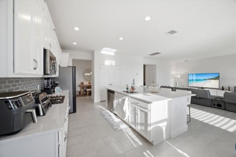 Villa ou maison à vendre à Minneola, Floride: 6 chambres, 362.23 m2 № 2319106 - photo 15
