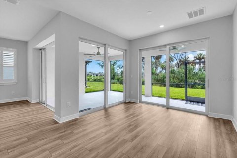 House in Parrish, Florida 3 bedrooms, 269.14 sq.m. № 2426923 - photo 9