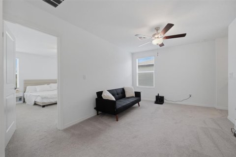 Casa en venta en Zephyrhills, Florida, 5 dormitorios, 205.96 m2 № 2259117 - foto 24