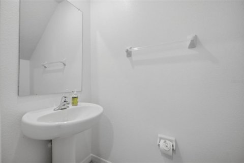 Casa en venta en Zephyrhills, Florida, 5 dormitorios, 205.96 m2 № 2259117 - foto 15
