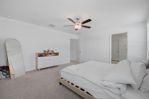 Casa en venta en Zephyrhills, Florida, 5 dormitorios, 205.96 m2 № 2259117 - foto 26