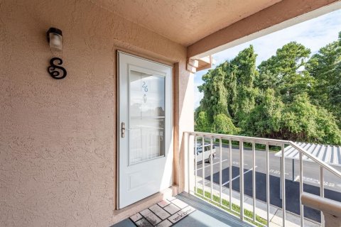Condo in New Port Richey, Florida, 2 bedrooms  № 1817337 - photo 12