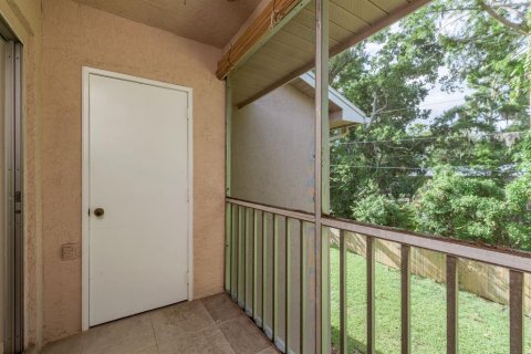 Condo in New Port Richey, Florida, 2 bedrooms  № 1817337 - photo 25
