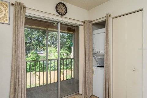 Condo in New Port Richey, Florida, 2 bedrooms  № 1817337 - photo 16