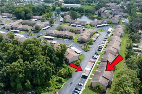 Condo in New Port Richey, Florida, 2 bedrooms  № 1817337 - photo 8