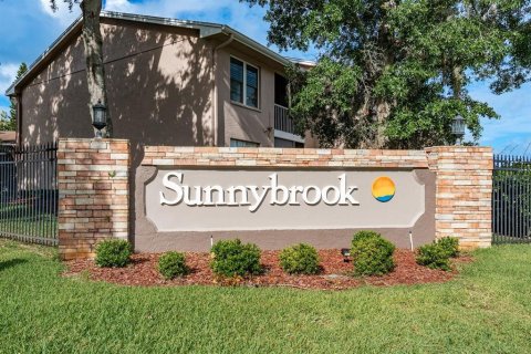Condo in New Port Richey, Florida, 2 bedrooms  № 1817337 - photo 9