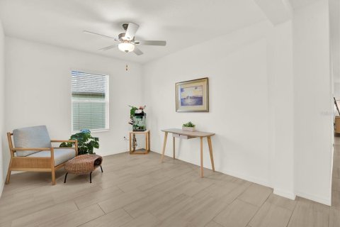 House in San Antonio, Florida 6 bedrooms, 308.99 sq.m. № 2210411 - photo 4