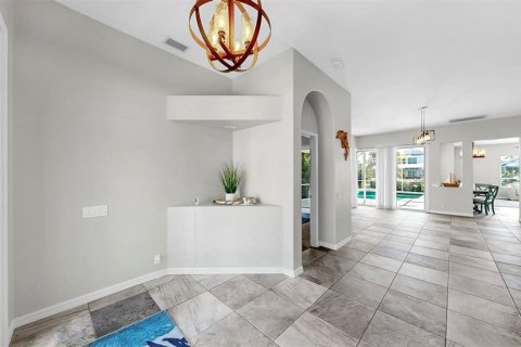 House in Bradenton, Florida 4 bedrooms, 224.45 sq.m. № 1618189 - photo 12