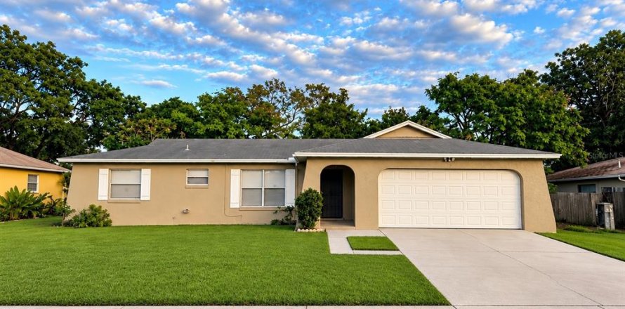 Villa ou maison à Orlando, Floride 4 chambres, 138.98 m2 № 2403408