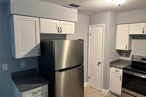 Villa ou maison à vendre à Orlando, Floride: 4 chambres, 138.98 m2 № 2403408 - photo 5