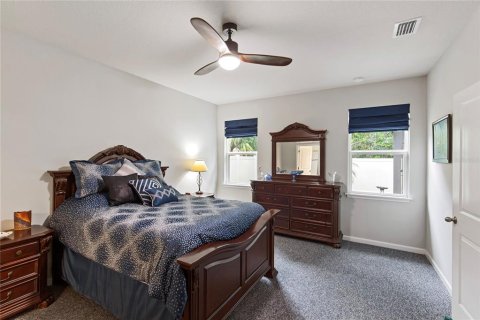 House in Land O' Lakes, Florida 3 bedrooms, 142.33 sq.m. № 1919863 - photo 10
