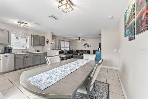 Villa ou maison à vendre à Tampa, Floride: 3 chambres, 111.48 m2 № 2231857 - photo 14