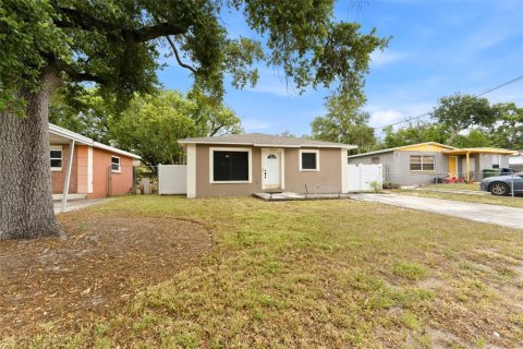 Villa ou maison à vendre à Tampa, Floride: 3 chambres, 111.48 m2 № 2231857 - photo 3