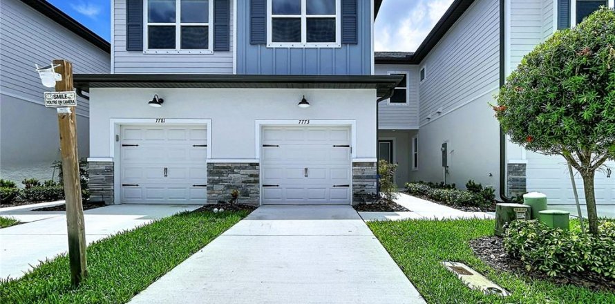 Townhouse in Seminole, Florida 2 bedrooms, 142.51 sq.m. № 2201780