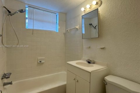 Apartment in Miami, Florida 1 bedroom № 2040561 - photo 4