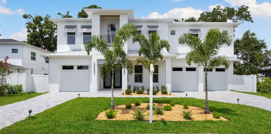 Villa ou maison à Tampa, Floride 5 chambres, 474.17 m2 № 1916074