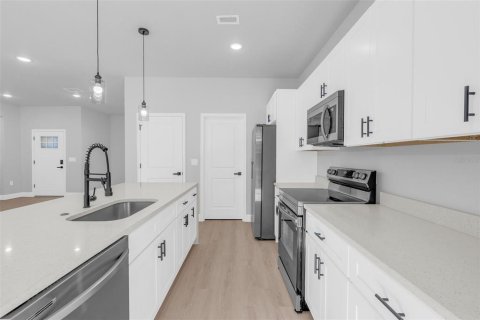 Villa ou maison à vendre à Ocala, Floride: 4 chambres, 181.35 m2 № 2431920 - photo 13